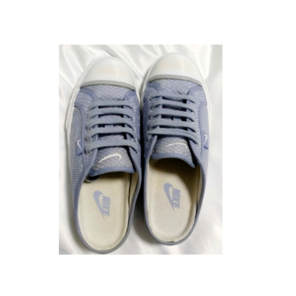 Women's NIKE Mule Sneakers